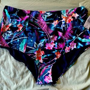 Torrid bathing suit bottoms - floral - 3x - 22/24
